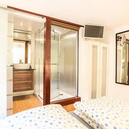 ゲストハウス Schwedenkreuz 3*