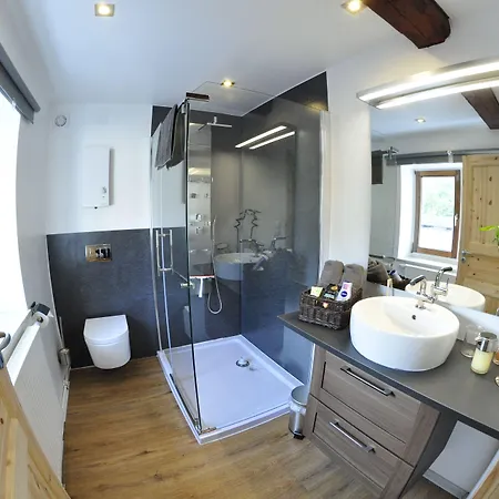 ゲストハウス Schwedenkreuz ライメラート