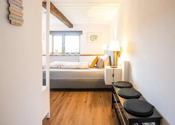 Schwedenkreuz בית הארחה